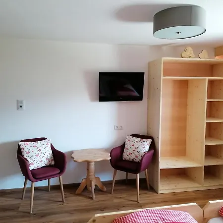 Zachhof * Эльбёген